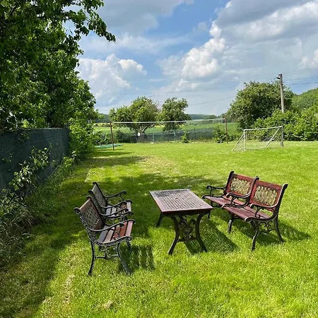 Měňany - Karlštejn * Beroun (Central Bohemian)